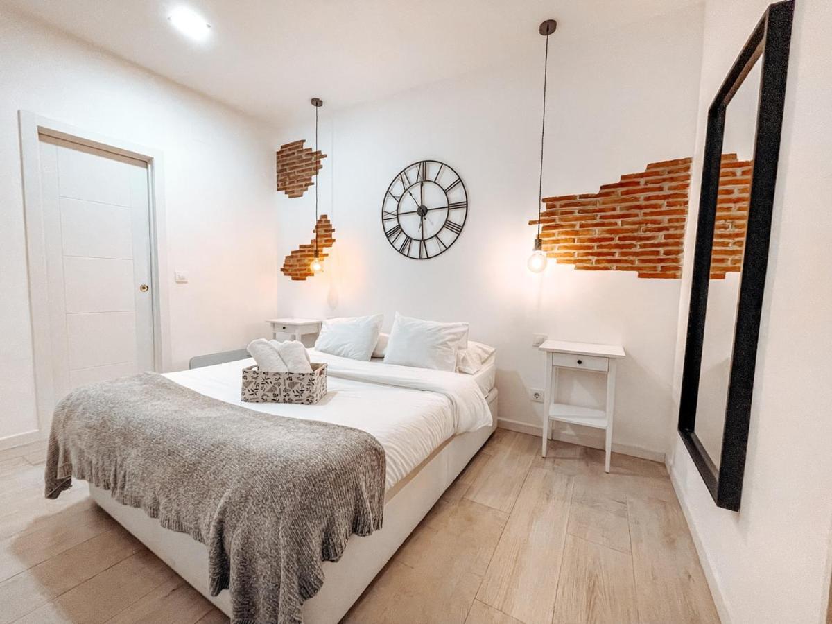 Fee4Me. Amazing Apartment In The Heart Of Lavapies Madrid Luaran gambar