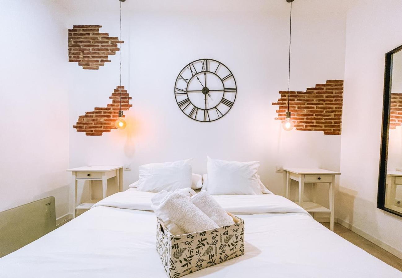 Fee4Me. Amazing Apartment In The Heart Of Lavapies Madrid Luaran gambar